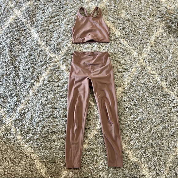 Girlfriend Collective Milo Float Bra & High Rise Float Leggings in Taupe sz S - Picture 2 of 5